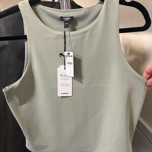 Express Green Fitted Crop Tank Top
